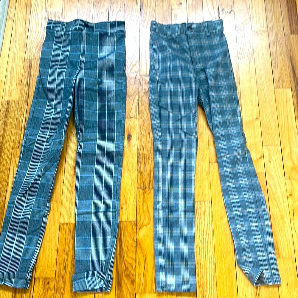 2/40$ plaid gray pants